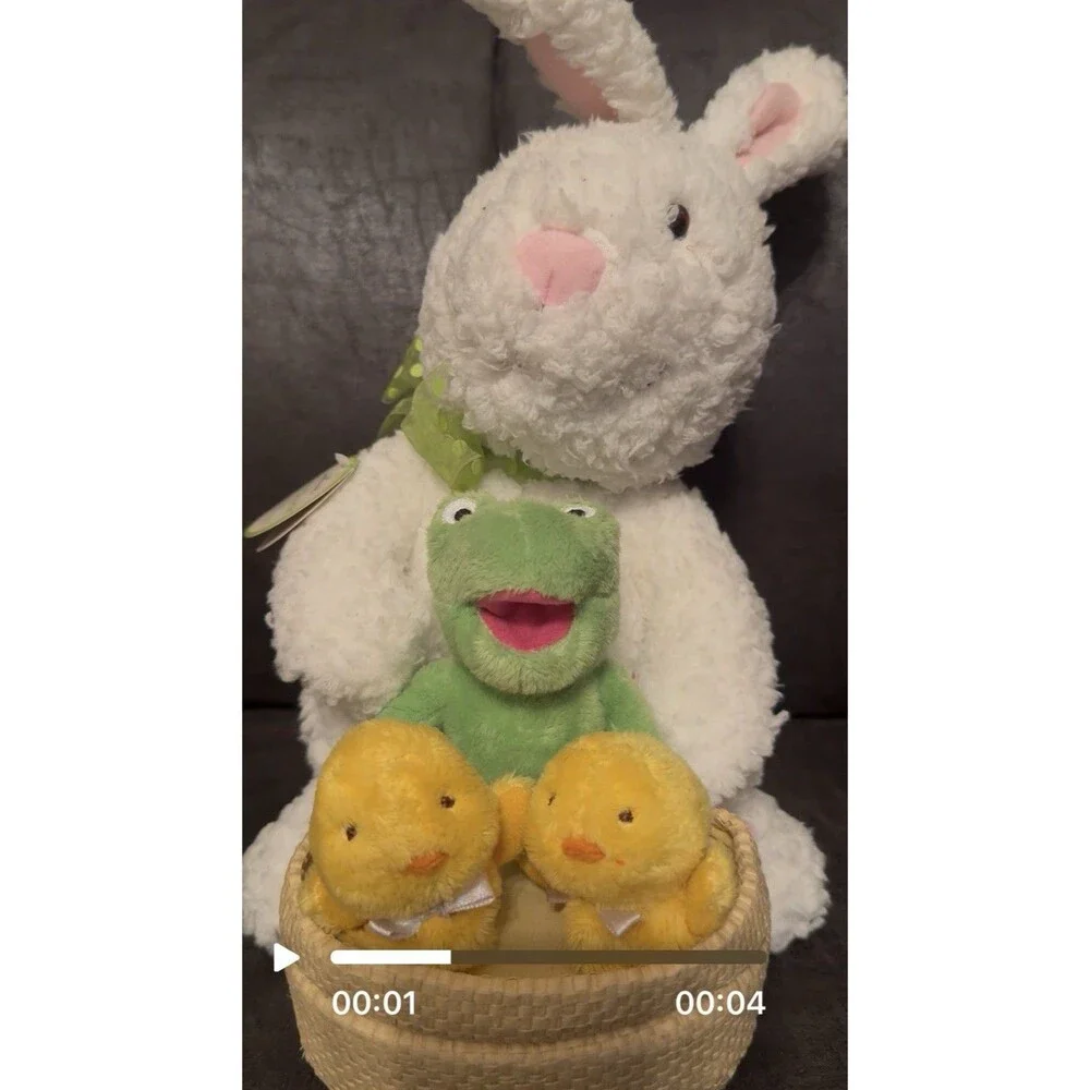 2007 HALLMARK Spring Quartet Easter Bunny Frog Chick Sings At The Hop 14” Works!